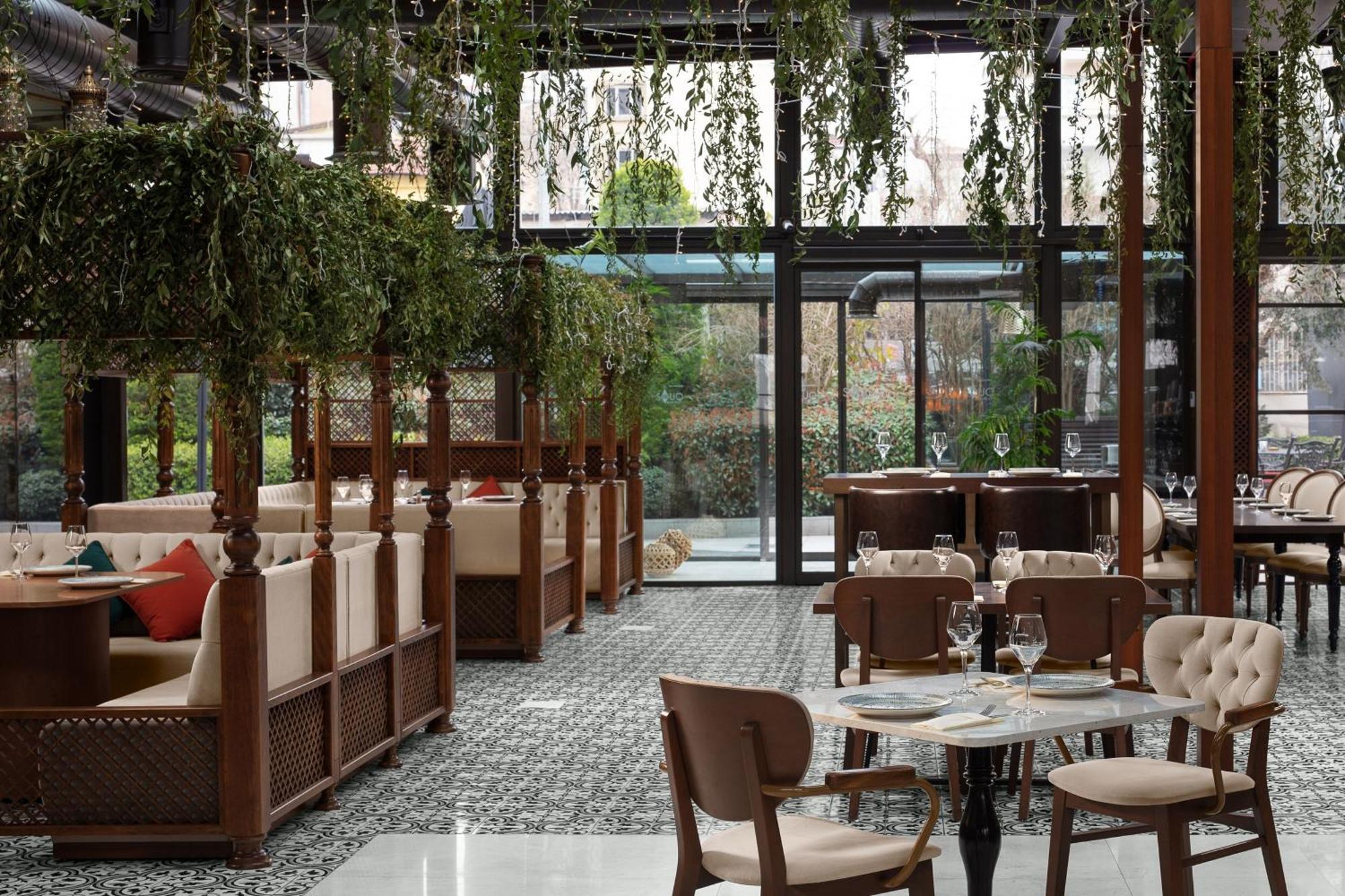 Sheraton Istanbul City Center Экстерьер фото