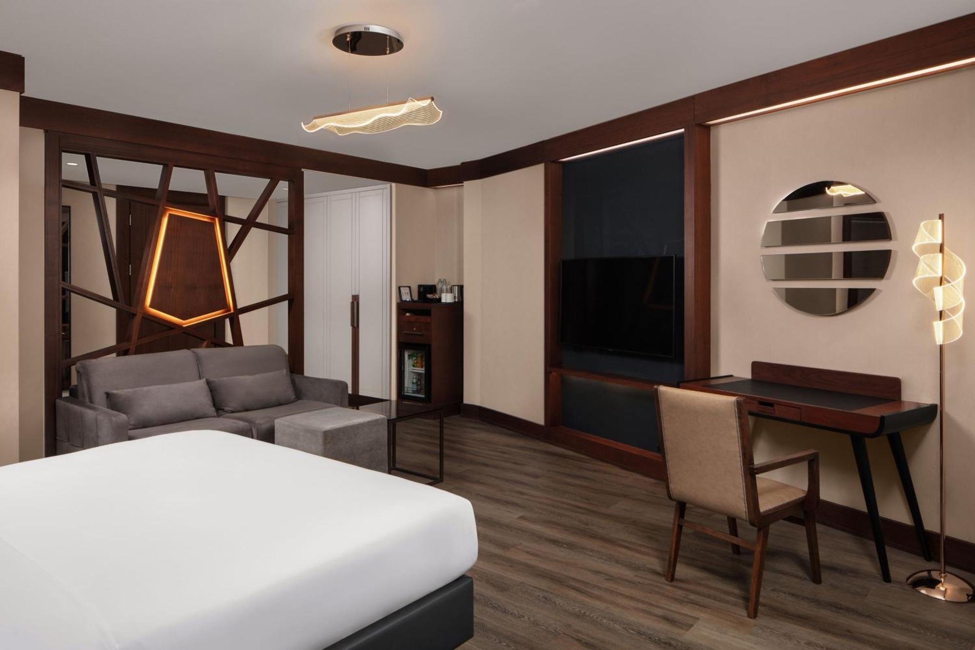 Sheraton Istanbul City Center Экстерьер фото
