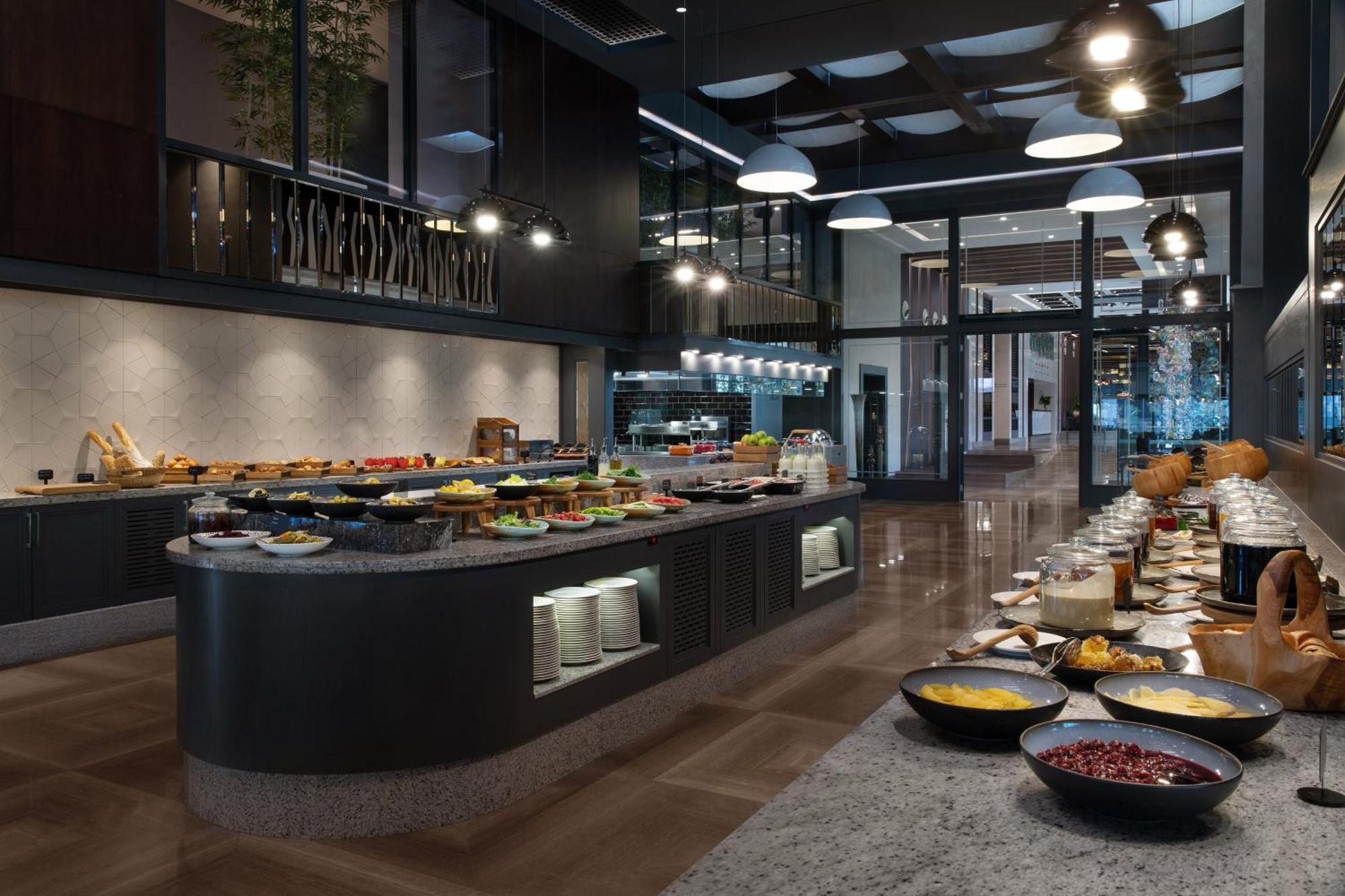 Sheraton Istanbul City Center Экстерьер фото